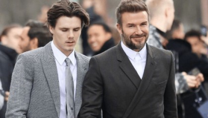 全家开撕！贝克汉姆小儿子发布尖锐言论，三儿子已互相取消关注