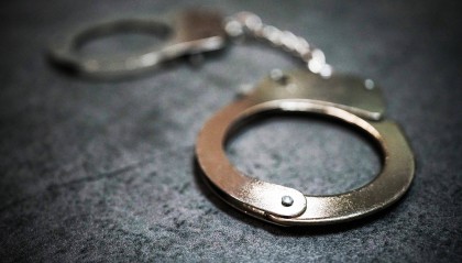 “靠金融吃金融”，光大集团原董事长李晓鹏受贿超6043万元获刑15年