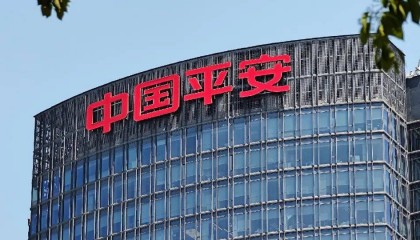 平安集团：“三层大模型”体系重构金融业