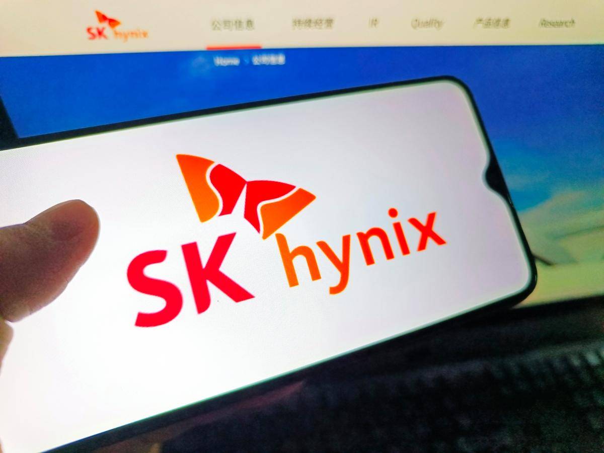 查查配股票杠杆财经报道韩国股市，开盘大跌